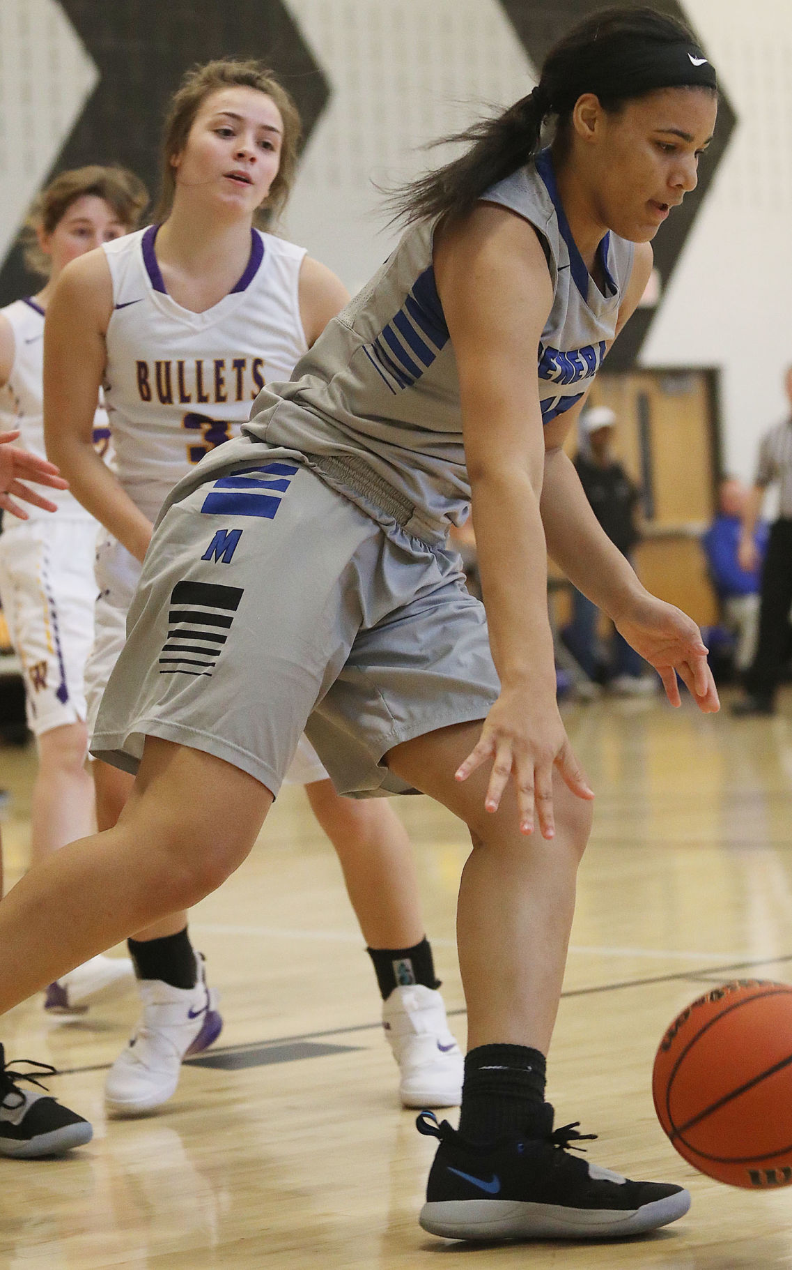 MacArthur vs Williamsville girls basketball 19 12.27.18.jpg